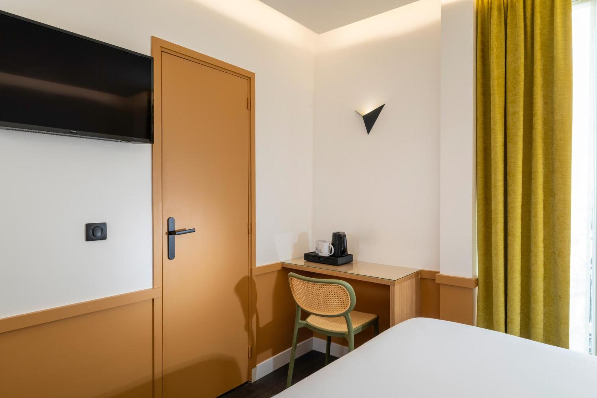 Moderne Saint Germain Paris